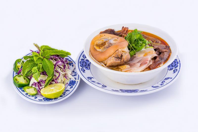 B67. B BÒ HUẾ